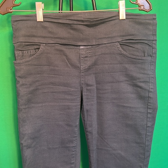 M Margaret Jeans Navy Blue - Picture 5 of 11